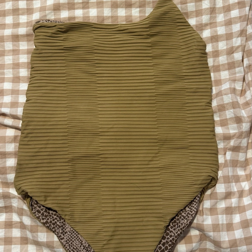 Acacia Avalon Bikini One Shoulder One Piece Swimsuit Green Beige Large Womens L - Picture 5 of 6